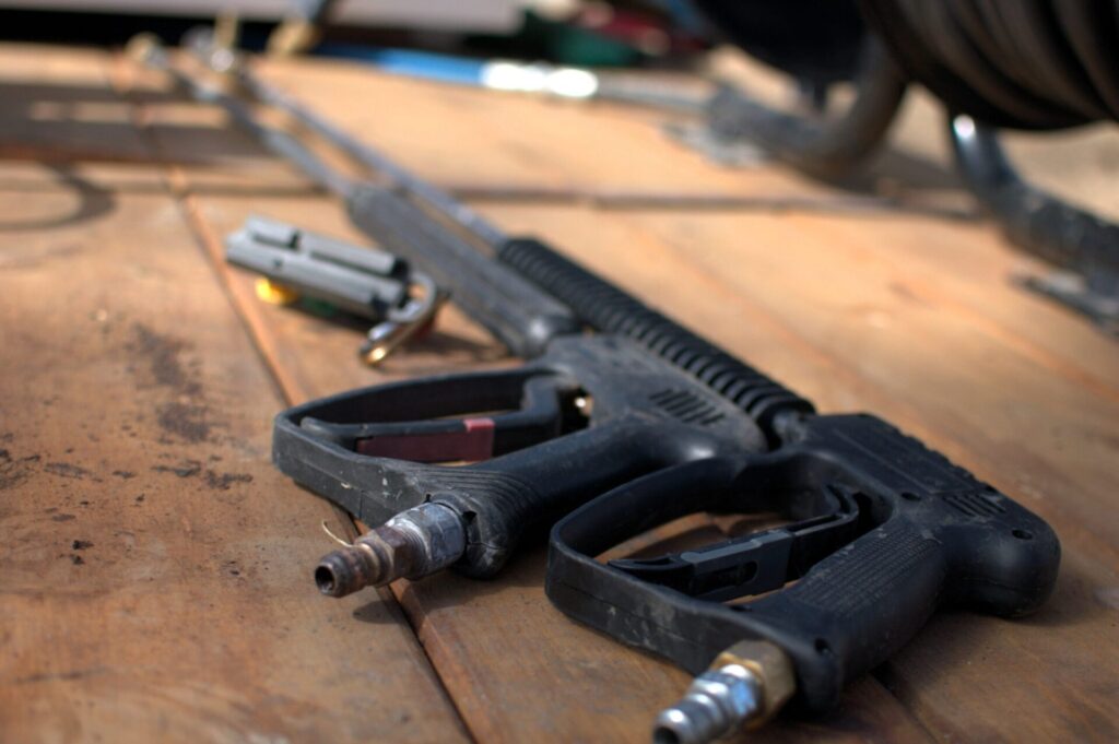 Pressure Washing - Pressure washing wands scaled 1